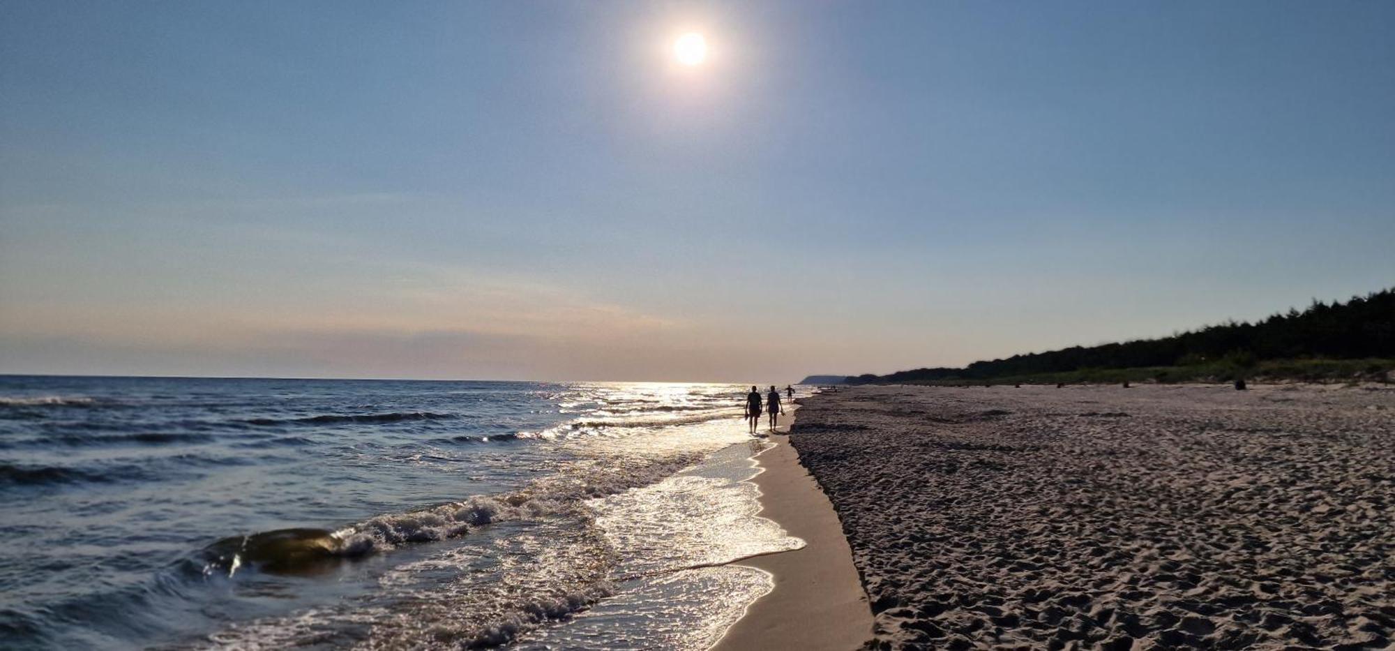 Kamena - Pokoje I Apartamenty Najblizej Plazy Karwia Exterior photo