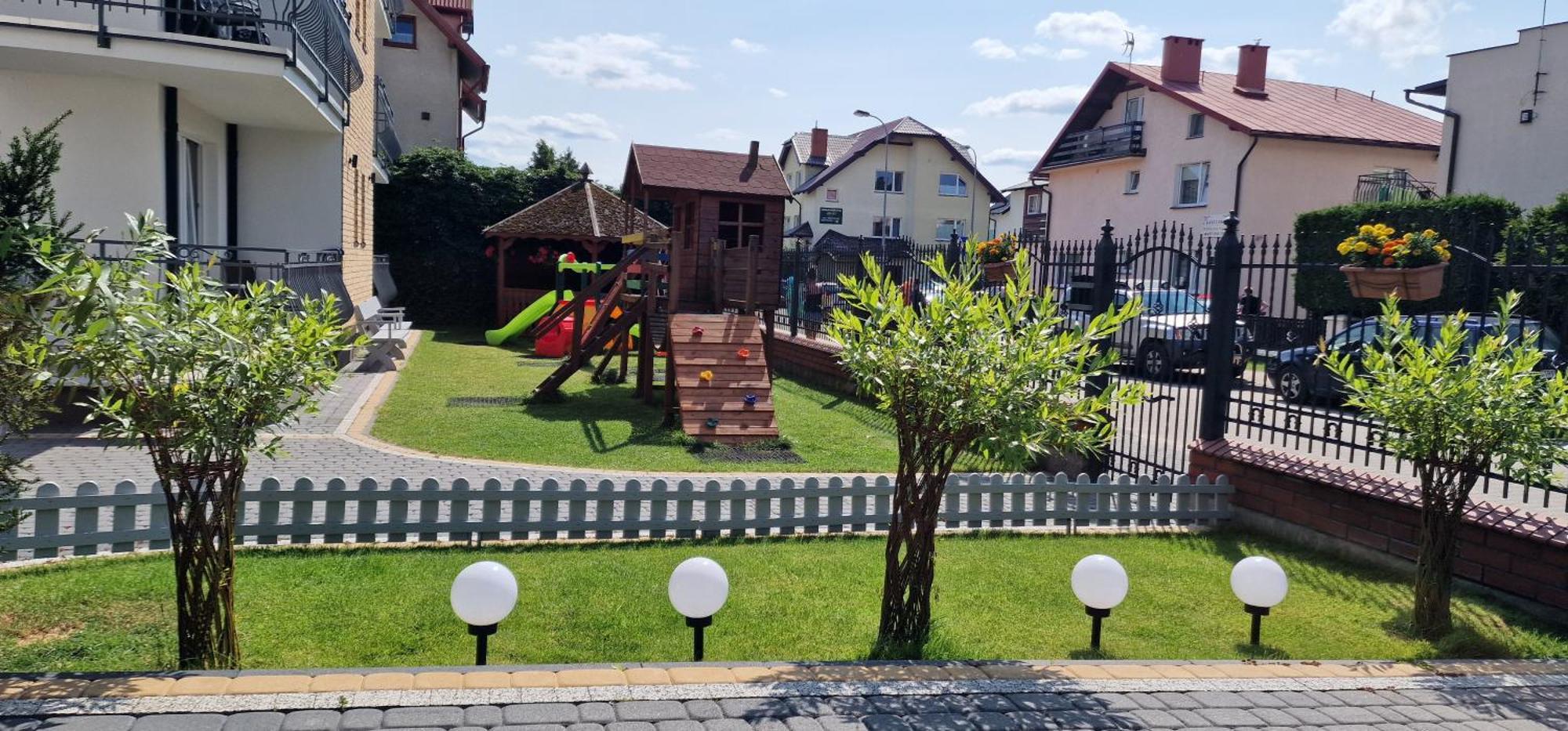 Kamena - Pokoje I Apartamenty Najblizej Plazy Karwia Exterior photo